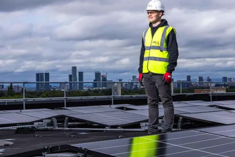 Pannelli solari anni 90: oggi funzionano mantenendo ancora l’80% della potenza (e ci dicono molto sul futuro dell’energia) 2 pannelli solari.jpg