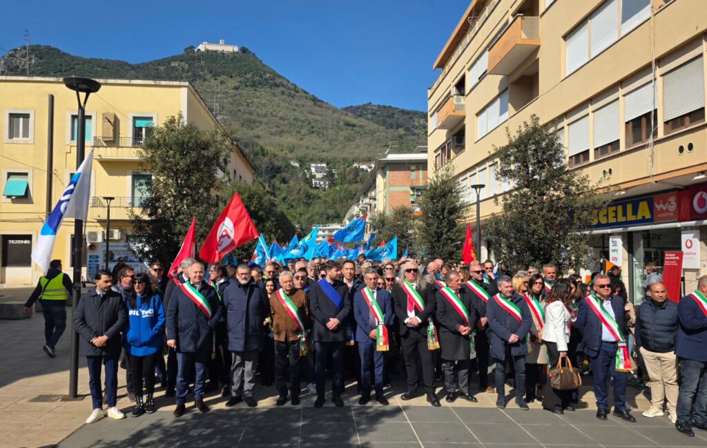 stellantis cassino crisi automotive corteo protesta