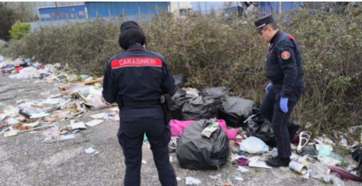 Frosinone - Maxi discarica abusiva di 'veleni' scoperta e sequestrata in zona Asi: abbandonati anche rifiuti tossici 1 2