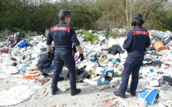 frosinone discarica abusiva carabinieri forestali