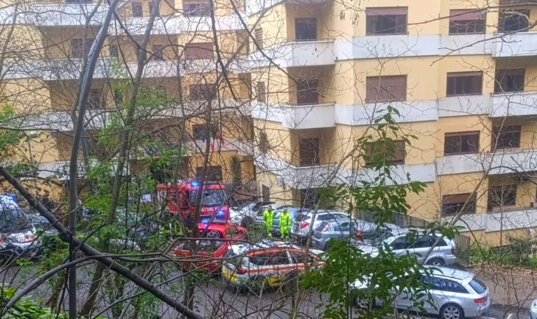 frosinone scuola Volta studentessa bagno