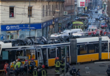 Tram deragliato a Milano: la Procura indaga su una telefonata a ridosso dello scontro