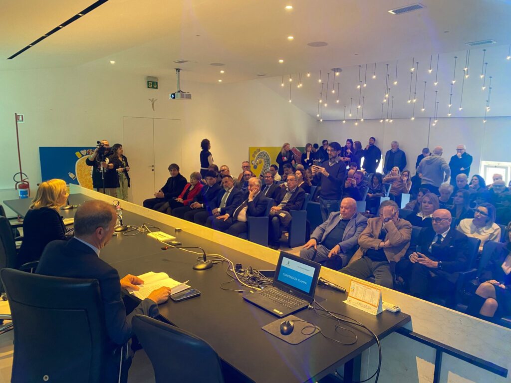 Latina - Rimpasto in Giunta, il sindaco ha presentato i nuovi assessori e un cambio di delega: ecco chi entra e chi esce 3 WhatsApp Image 2026 03 27 at 13.21.28 2