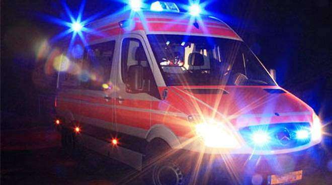 ambulanza notte fondi latina cronaca