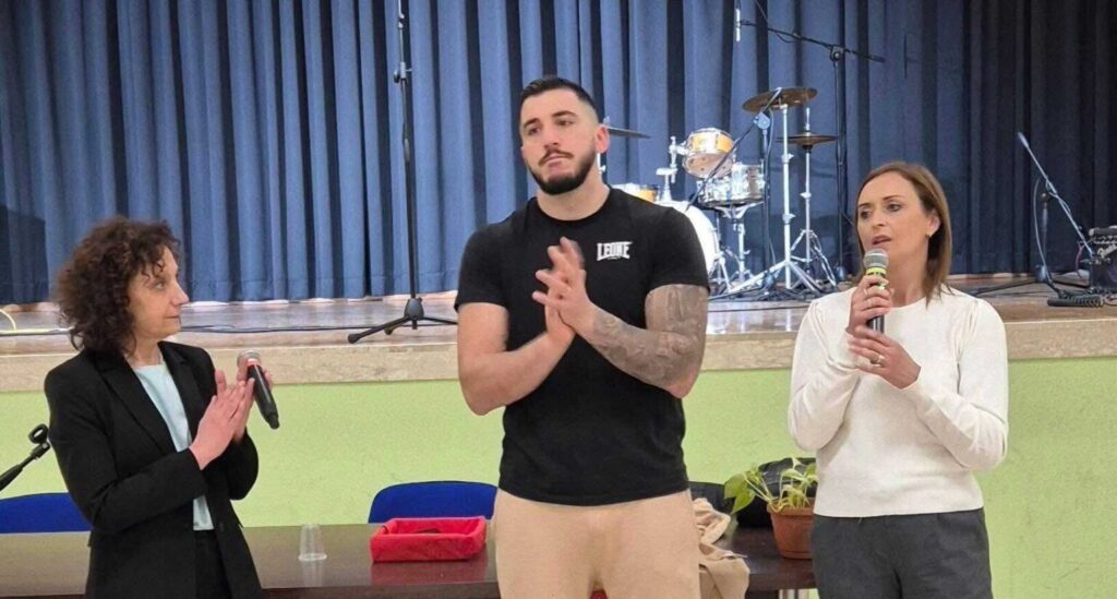 mattia faraoni latina bullismo
