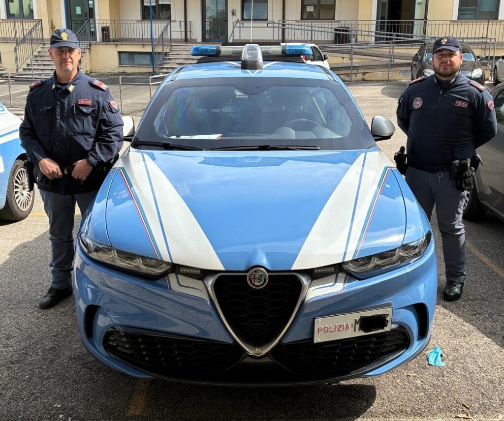 soccorso ragazza Cassino polizia suicidio