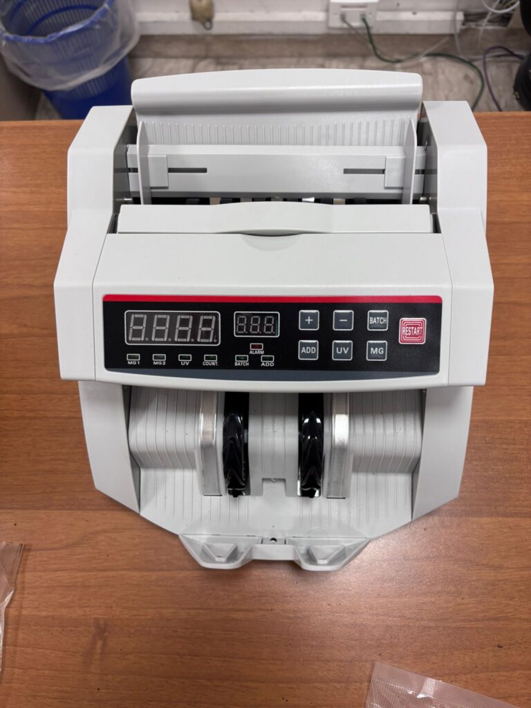 Frosinone - La droga viaggia in... Smart: tre arresti, in casa trovata una vera centrale di spaccio 3 FOTO 2 1