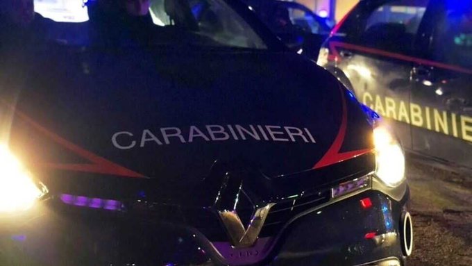 scauri pizzeria incendio carabinieri