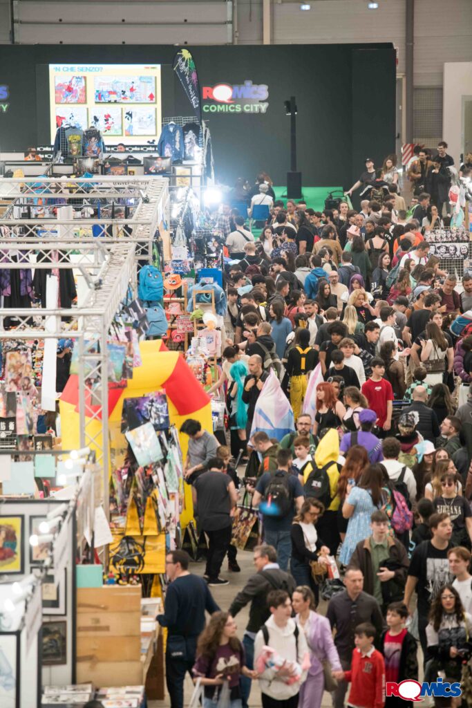 Romics 36: trionfo di Pop Culture tra icone mondiali e record di pubblico, appuntamento a ottobre 1 Romics pubblico stand1