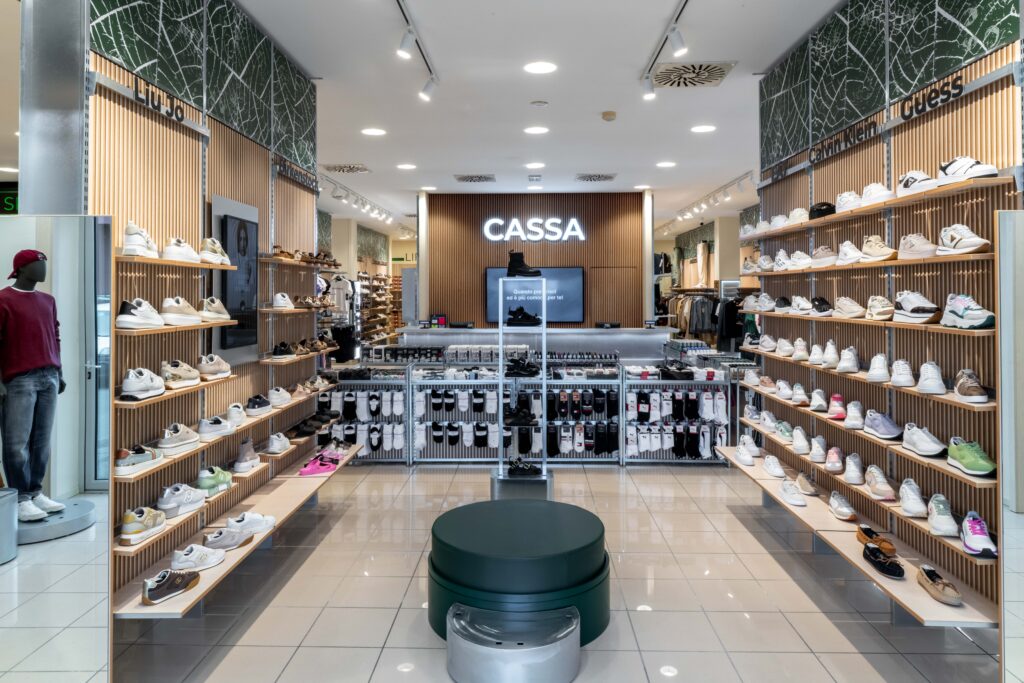 Scarpamondo accelera sul nuovo format SM+: inaugurato a Santa Marinella il secondo concept store in Italia 1 S Marinella 001.jpg