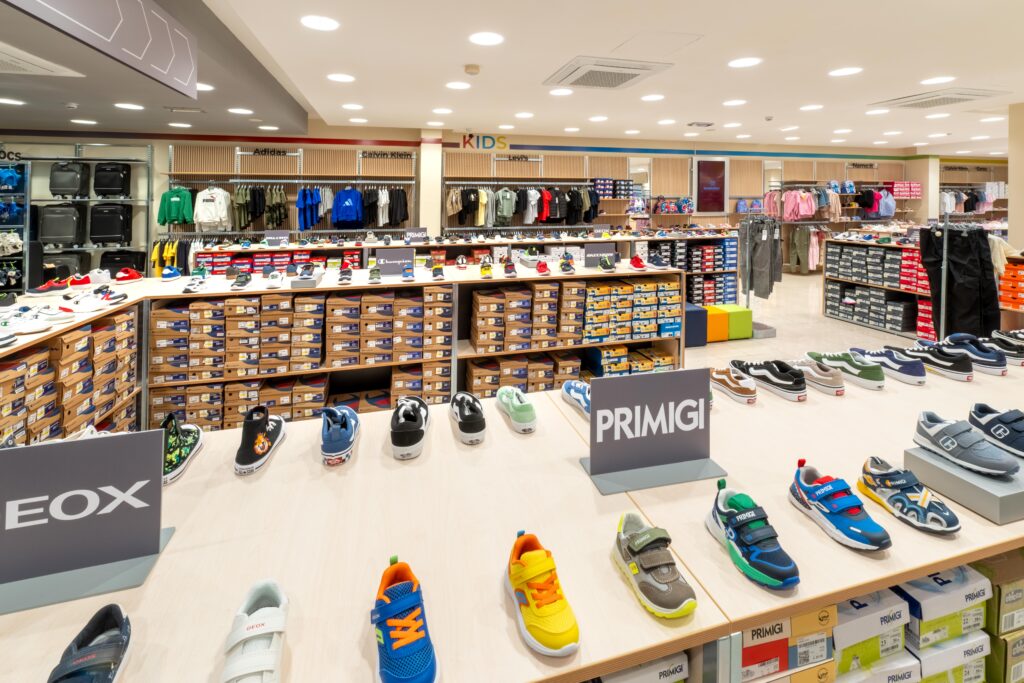 Scarpamondo accelera sul nuovo format SM+: inaugurato a Santa Marinella il secondo concept store in Italia 3 S Marinella 101.jpg