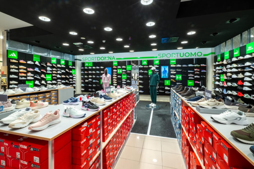 Scarpamondo accelera sul nuovo format SM+: inaugurato a Santa Marinella il secondo concept store in Italia 2 S Marinella 112.jpg