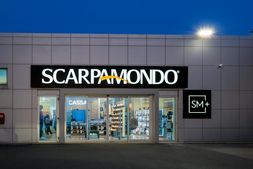 Scarpamondo accelera sul nuovo format SM+: inaugurato a Santa Marinella il secondo concept store in Italia 4 S Marinella 132.jpg