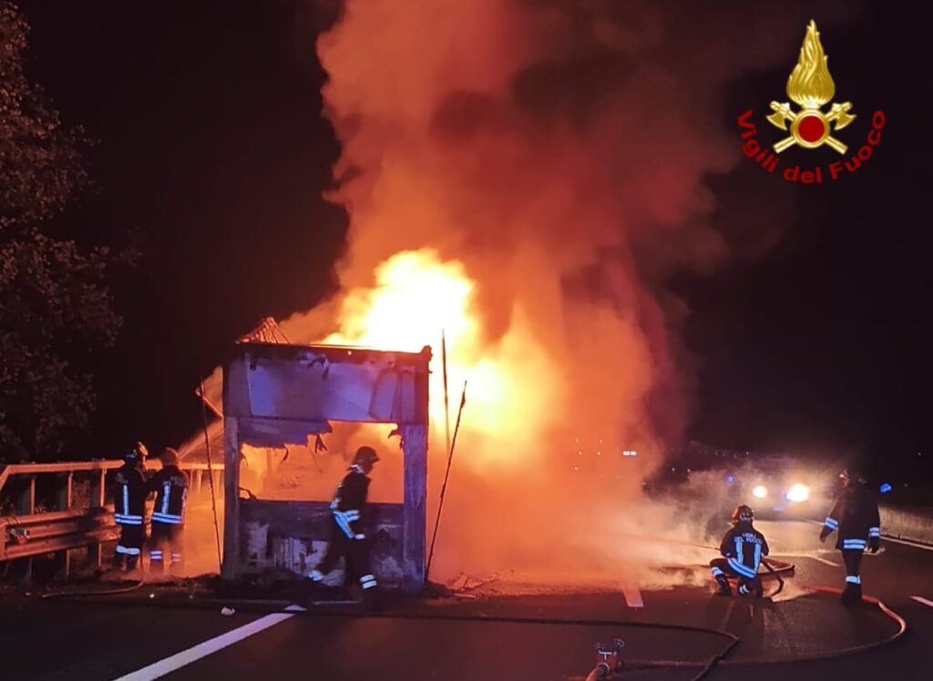 frosinone ceprano tir incendio