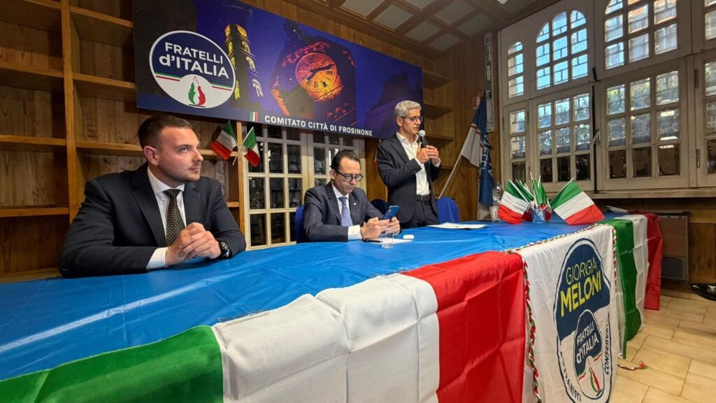 Frosinone - Il sindaco di Isola Liri Quadrini entra in FdI. E Trancassini lancia la sfida per Provincia e Comune 1 WhatsApp Image 2026 04 21 at 13.22.57 6