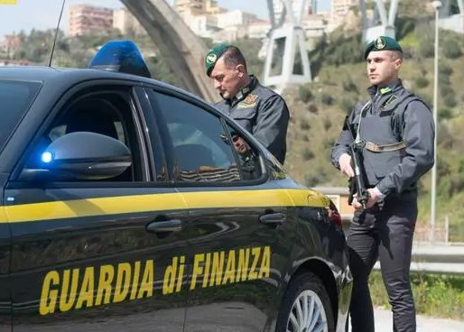 guardia finanza Ponza Latina contraffazione
