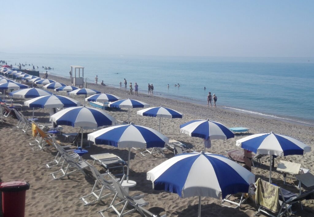 latina stabilimenti balneari