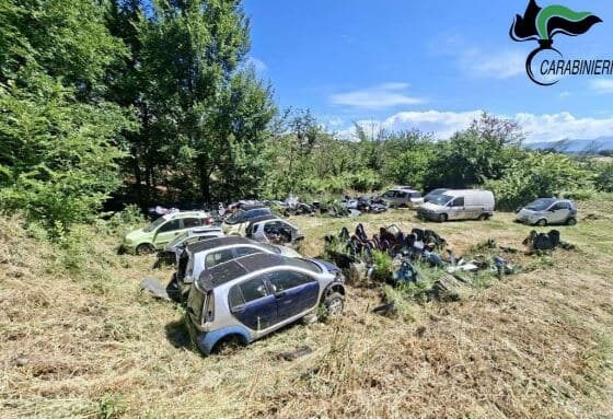 ripi rifiuti discarica abusiva carabinieri forestali