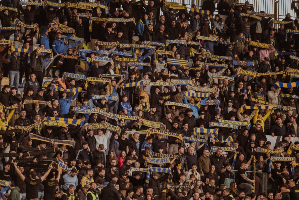 Frosinone torna in serie A: festa nelle strade fino all'alba. E oggi il più dolce dei risvegli 2 646313268 1414044344099998 1737565613952972086 n 1