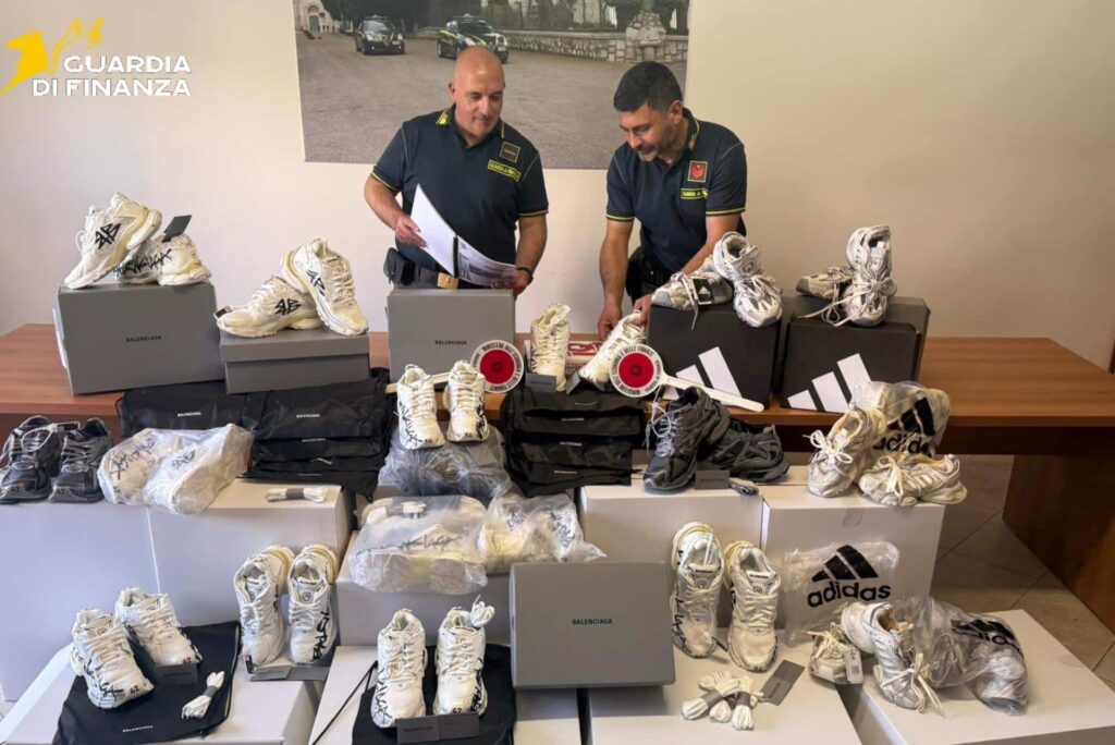 cassino contraffazione guardia di finanza