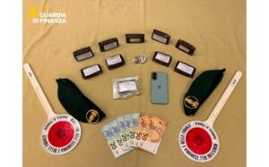 Formia - Nasconde un chilo di droga nel ruotino dell'auto, ma il cane Gingo lo smaschera: arrestato giovane pusher 1 08062026 122022 IMG 20260608 WA0010