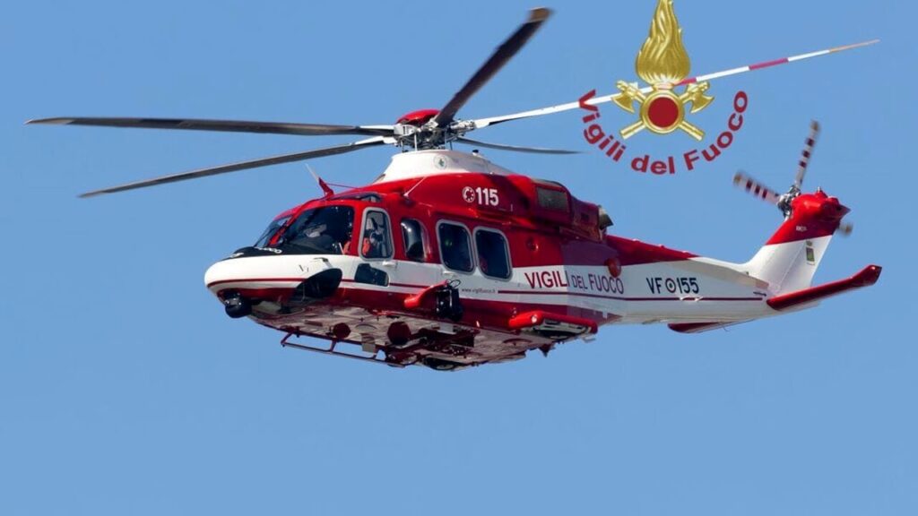 elicottero vigili del fuoco drago
