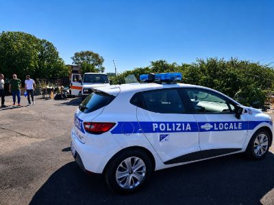 latina area mercato polizia locale