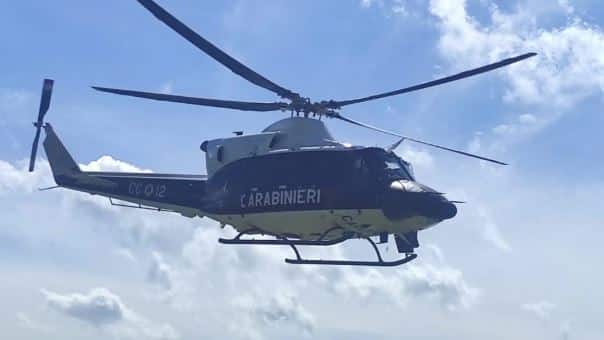 carabinieri elicottero droga