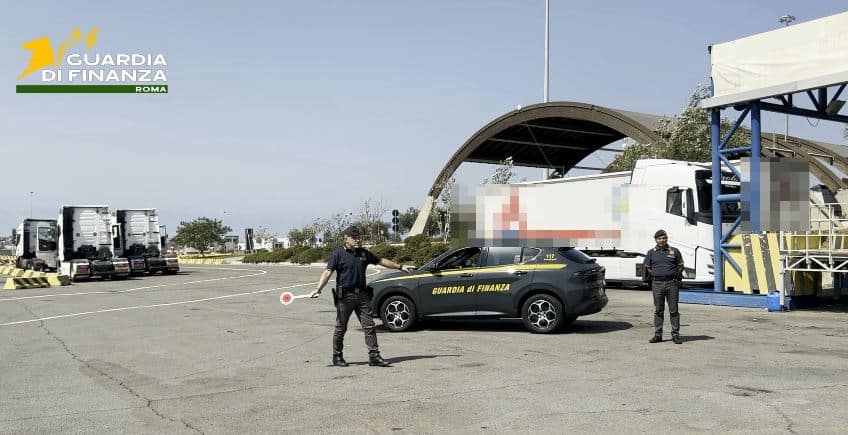 civitavecchia guardia di finanza autostrada
