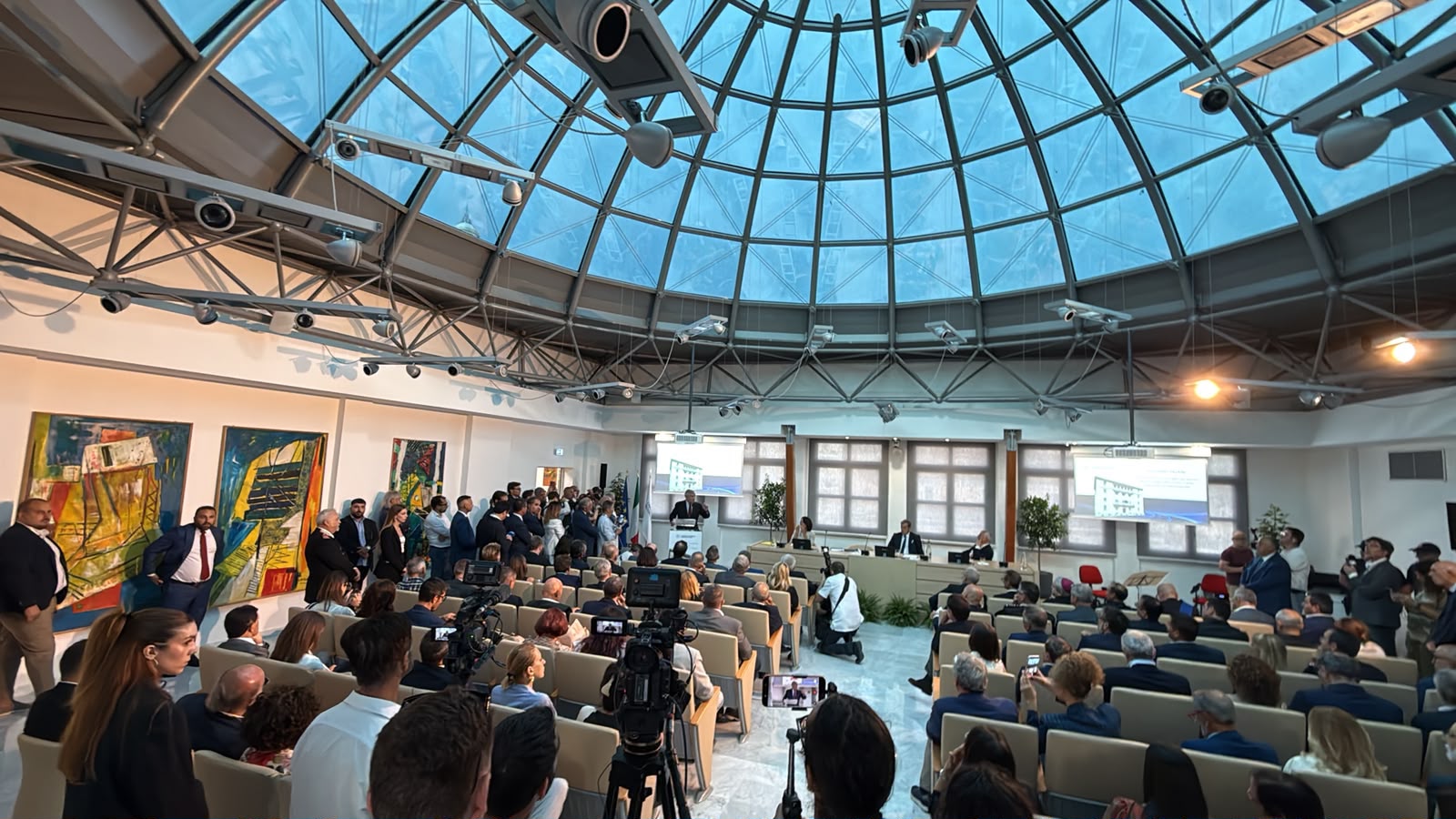 Frosinone, alla presenza di Tajani la Camera di Commercio torna nel cuore della città: inaugurata la rinnovata sede storica 5 WhatsApp Image 2026 06 30 at 20.40.35 3