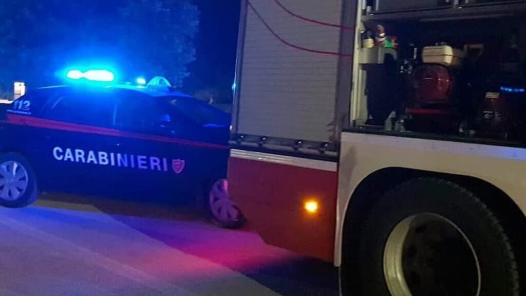 carabinieri vigili del fuoco notte