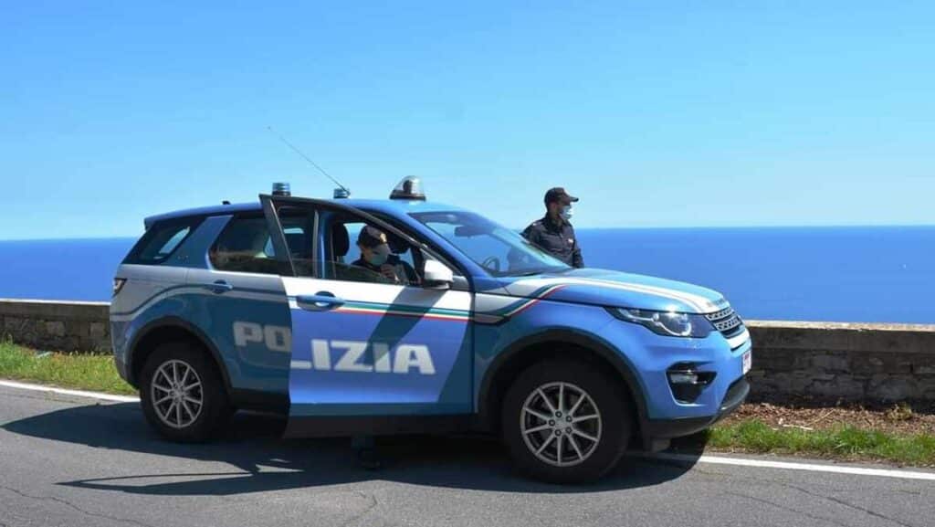 latina polizia mare