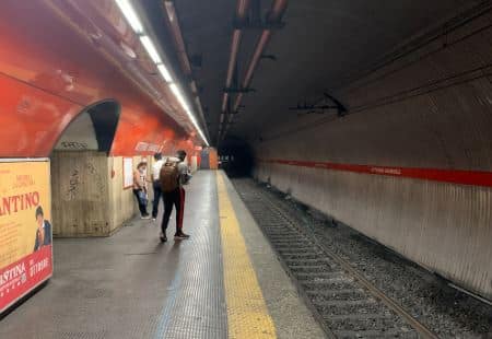 metropolitana Roma fermata vittorio Emanuele