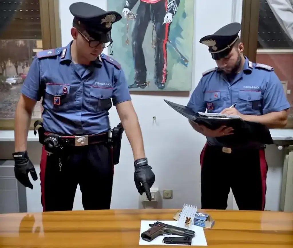 carabinieri-latina-aprilia-pisola.jpg